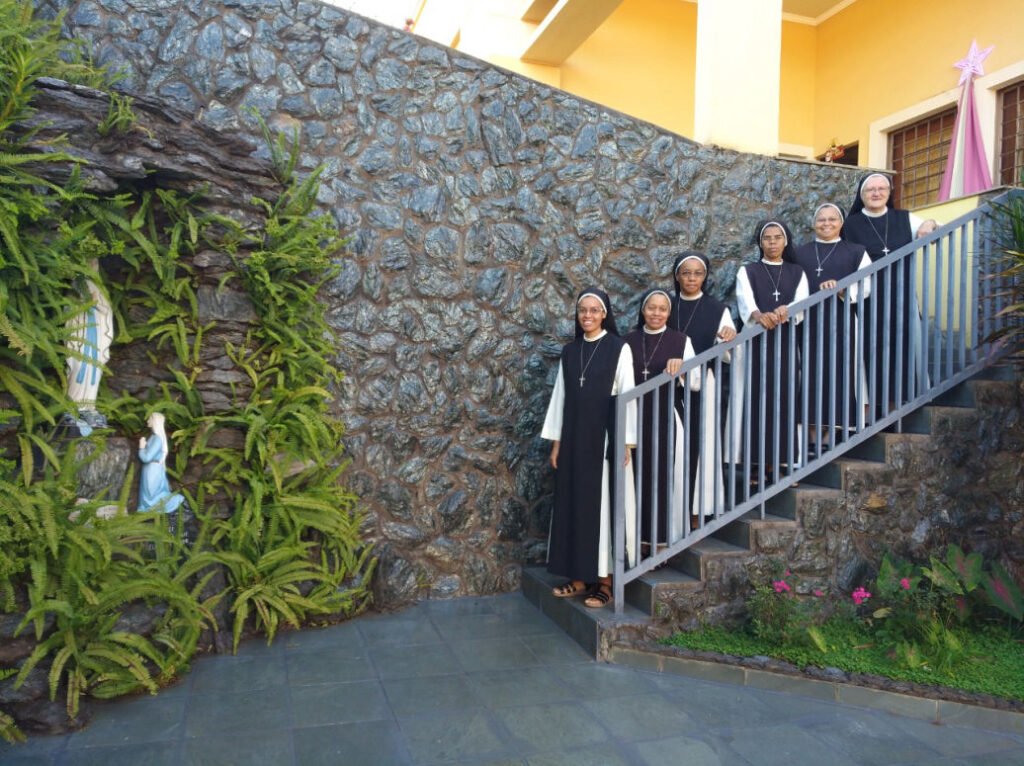 Irmãs Cistercienses da Caridade